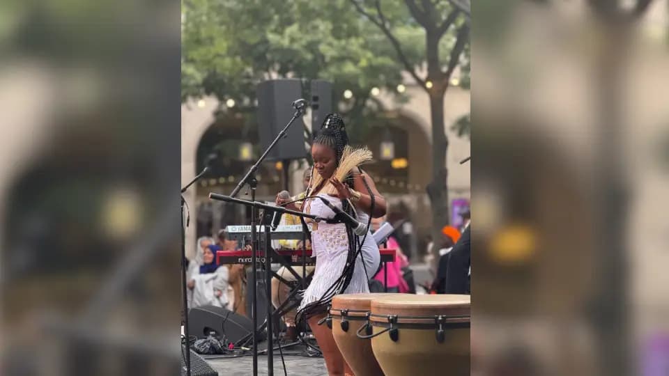 Le concert de Queen Koumb : un triomphe pour la musique gabonaise à Paris