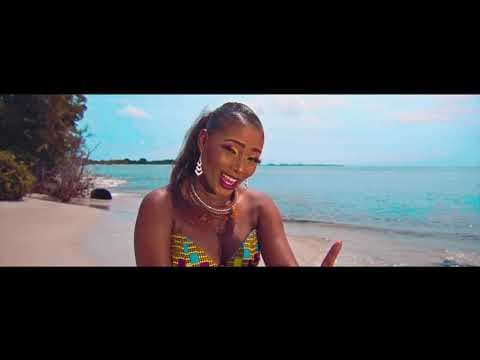 DANIELLE LA CHARMANTE - Ça Ne Sert à Rien ( Clip Officiel )