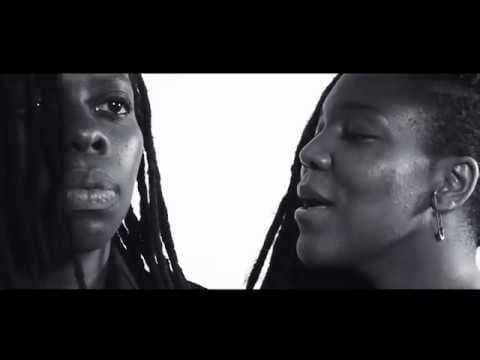 NOIREVELOURS-BLACK IS