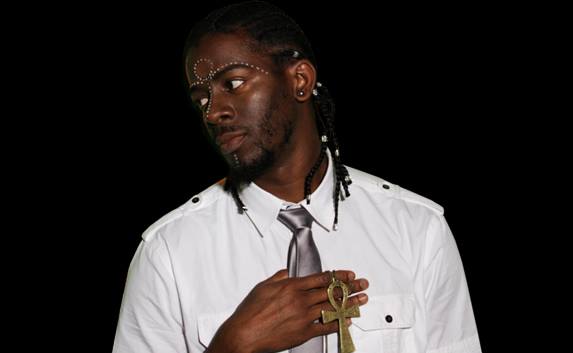 Clip : "Construire" : Le dernier single de Lord Ekomy Ndong pour inspirer la jeunesse gabonaise