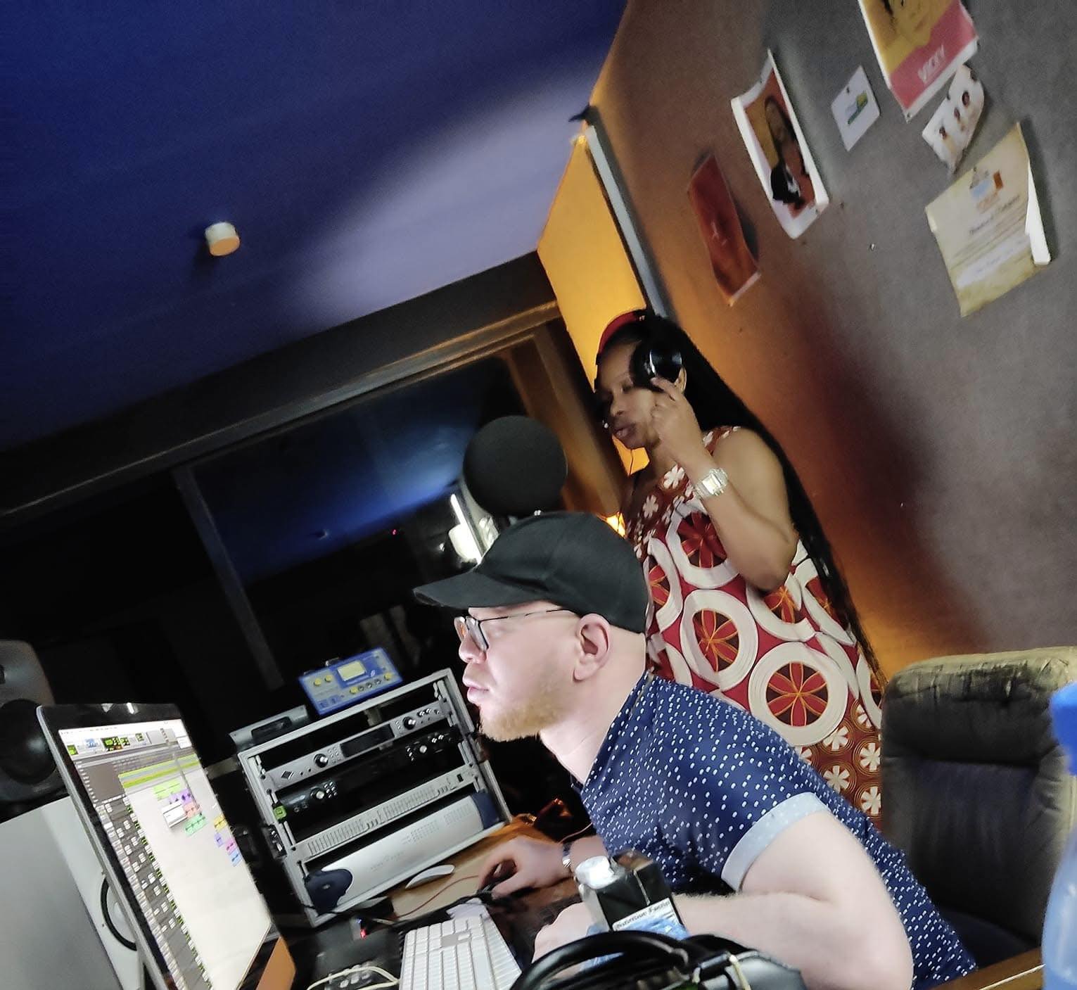 “Poison” récompensé : Espoir la Tigresse salue le talent de Psyko The Beatmaker